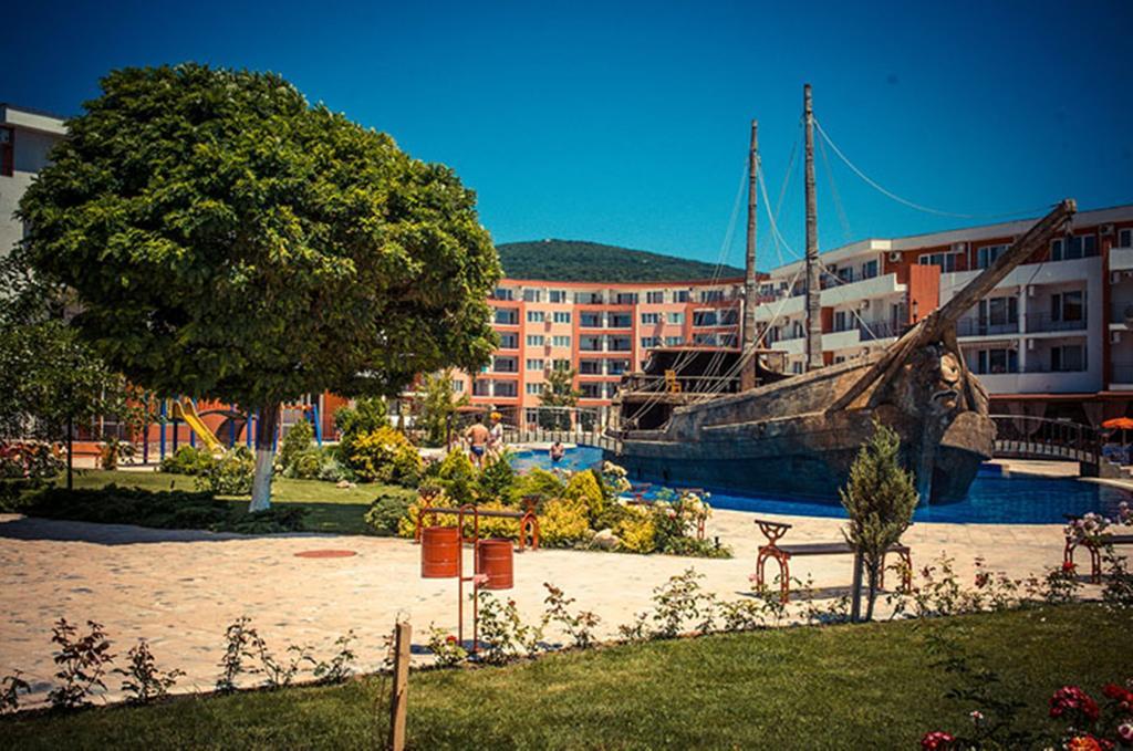 Privilege Fort Beach - Menada Apartments エレニテ エクステリア 写真