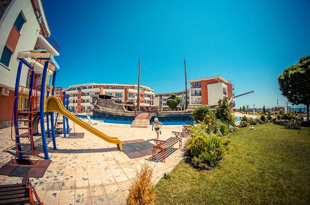 Privilege Fort Beach - Menada Apartments エレニテ エクステリア 写真