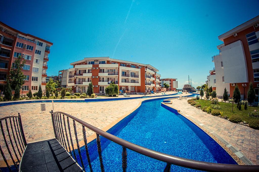 Privilege Fort Beach - Menada Apartments エレニテ エクステリア 写真