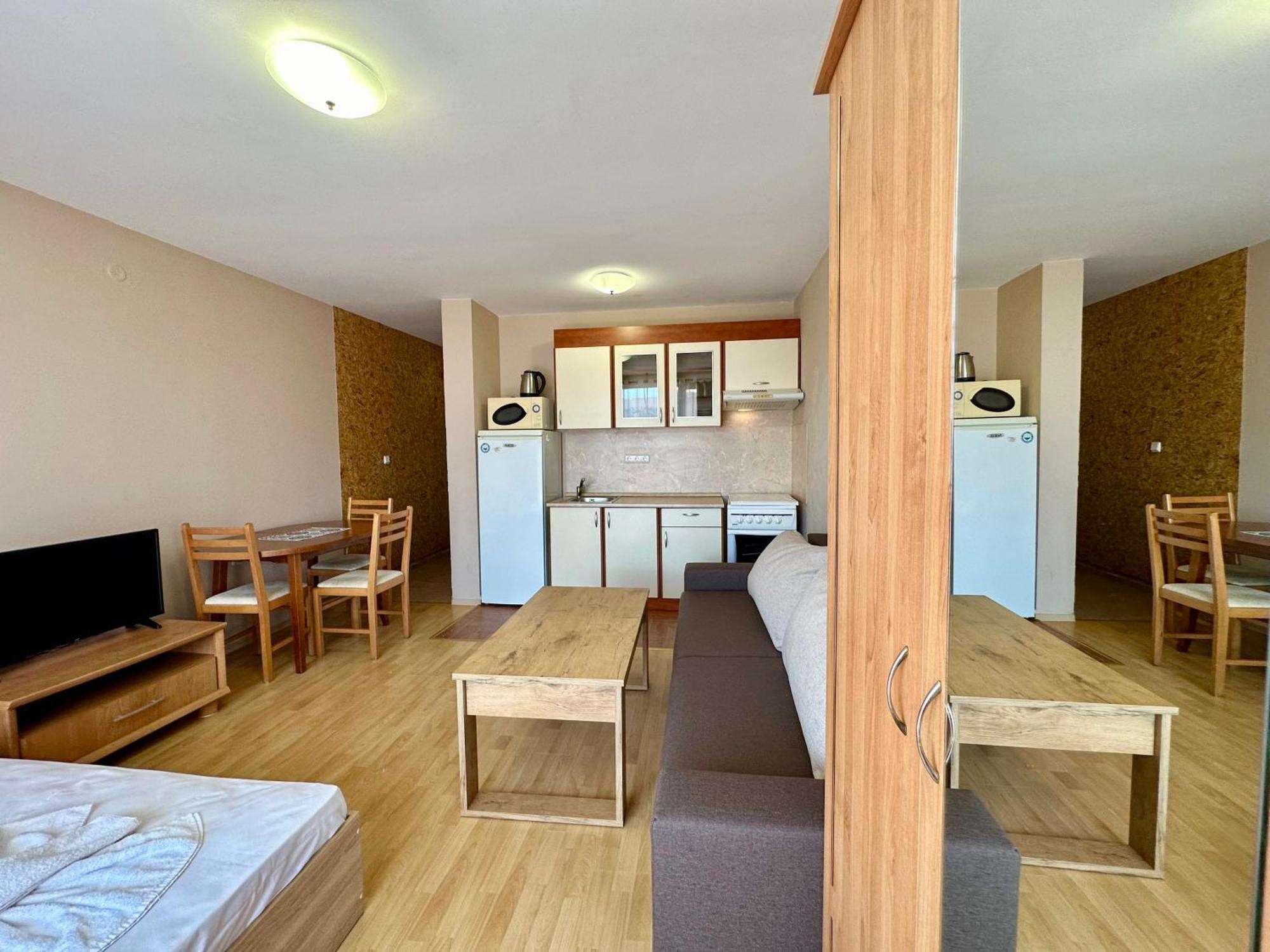 Privilege Fort Beach - Menada Apartments エレニテ エクステリア 写真
